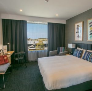 Alpha Hotel Eastern Creek - Save the earth hotel deal